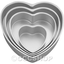 Heart Cake Tin Set